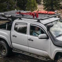 Yakima Roof Rack Bars LockNLoad Platform 2 Bar System -Padder Fashion Store ONECOL D27 1